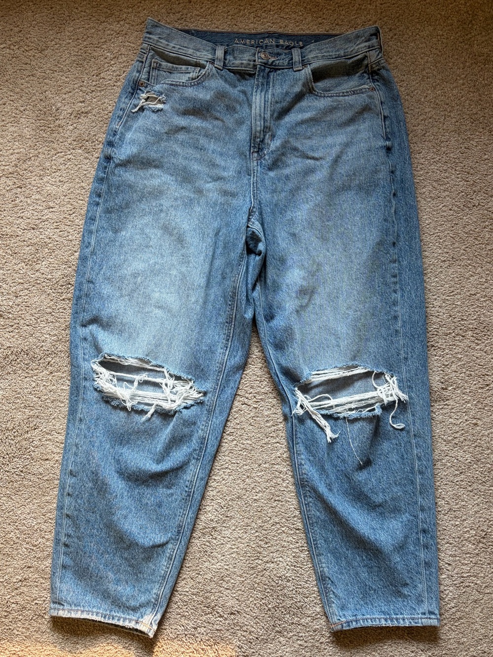 American Eagle Outfitters Women’s Distressed Relaxed Mom Jeans Size 12